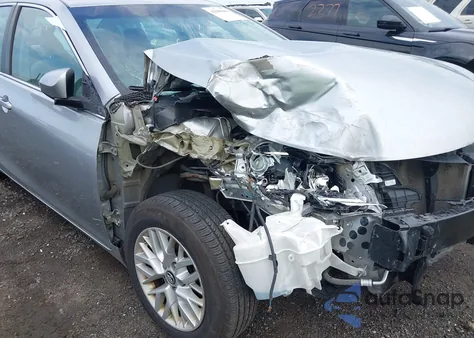 2016 Toyota Camry Le from USA, damaged, VIN 4T1BF1FK5GU264870